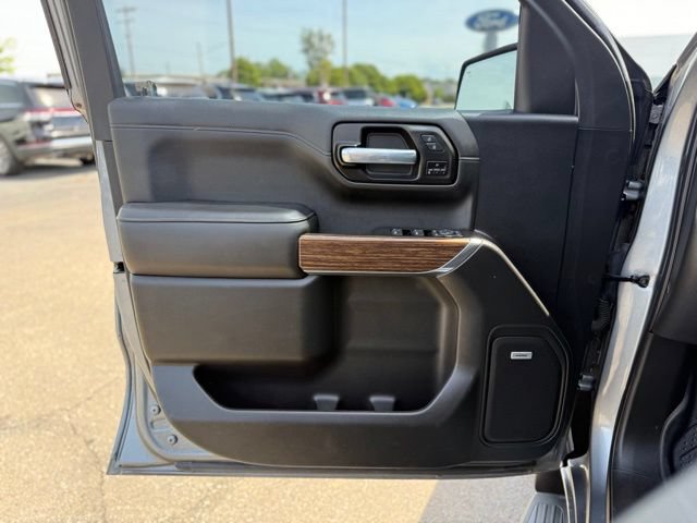 Used 2021 Chevrolet Silverado 1500 High Country AWD/4WD image 14