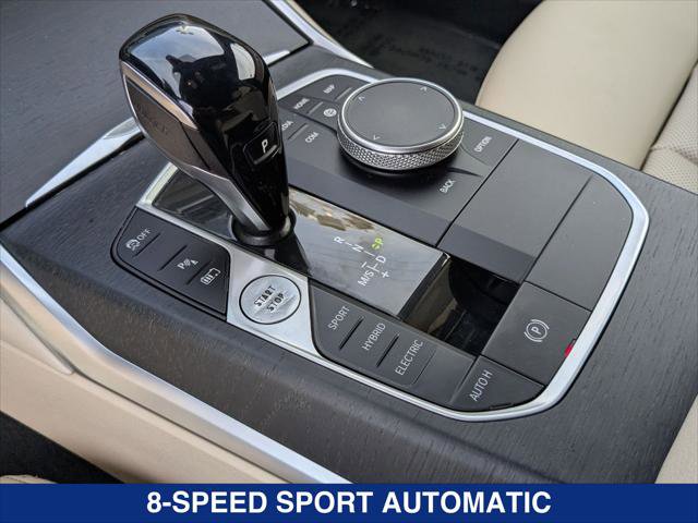 Used 2022 BMW 330e w/ Driving Assistance Package RWD image 19