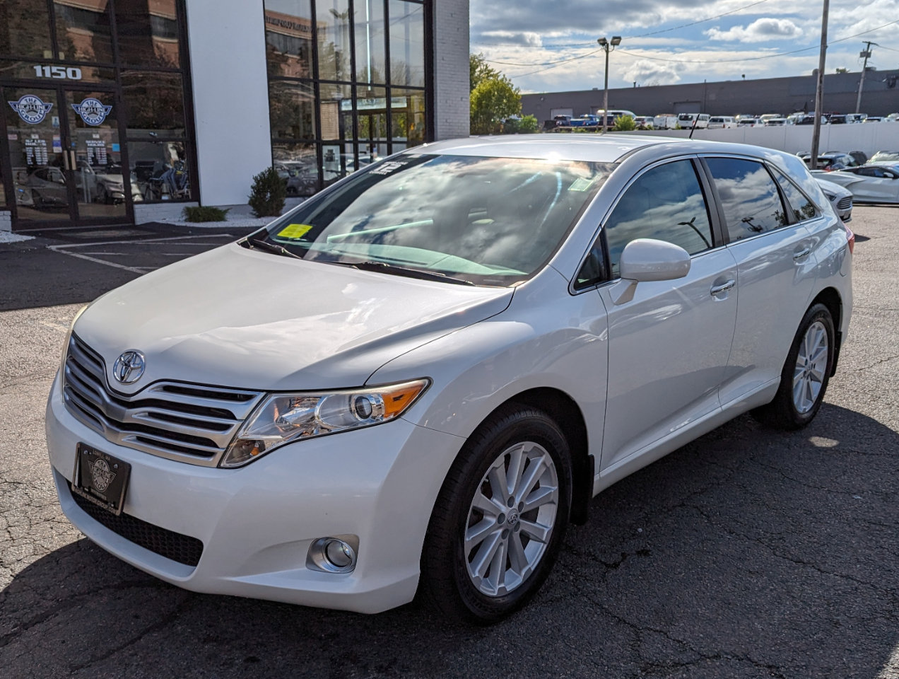 Used 2012 Toyota Venza XLE image 2