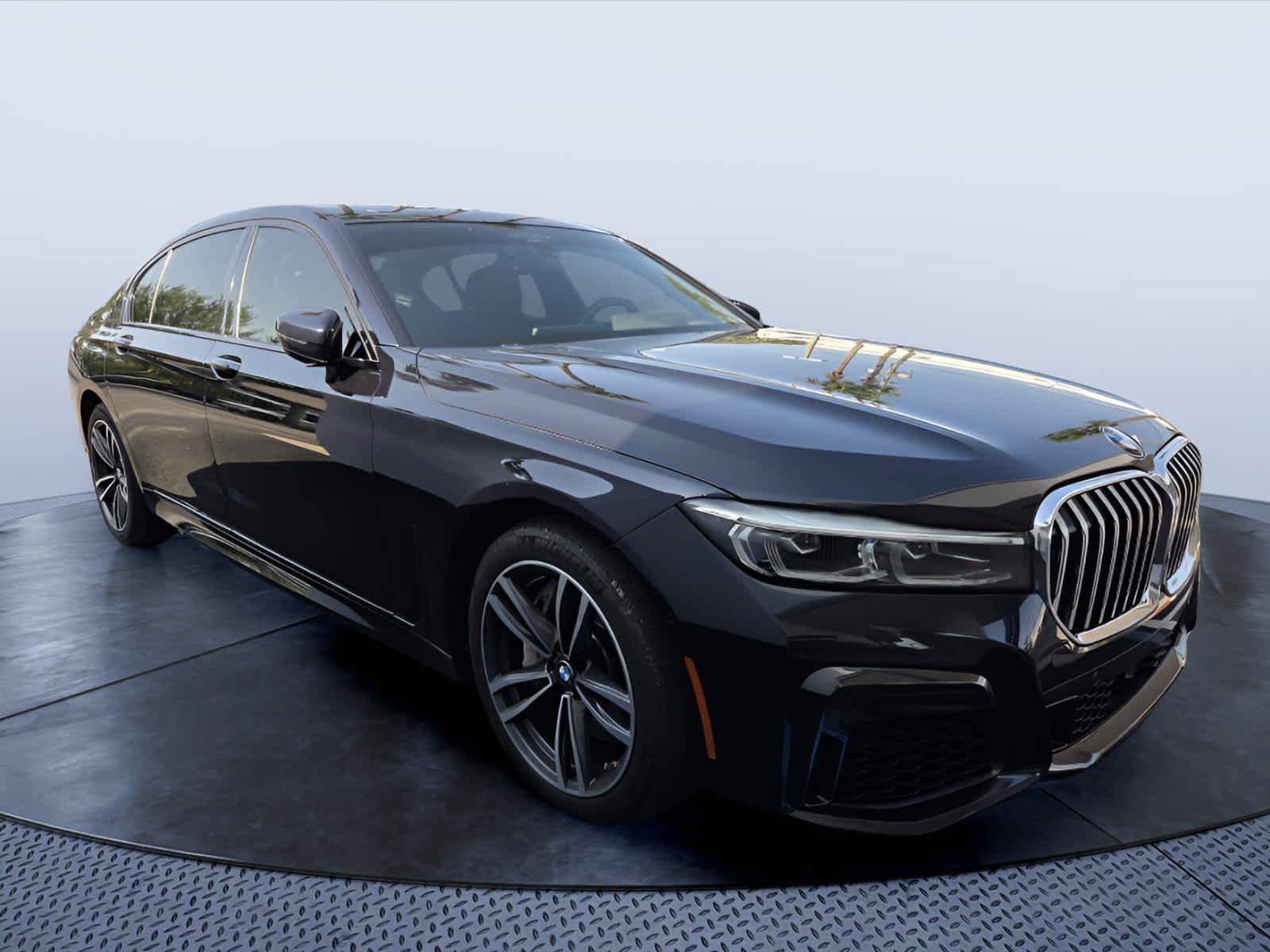 Used 2021 BMW 750i xDrive w/ M Sport Package AWD/4WD image 1