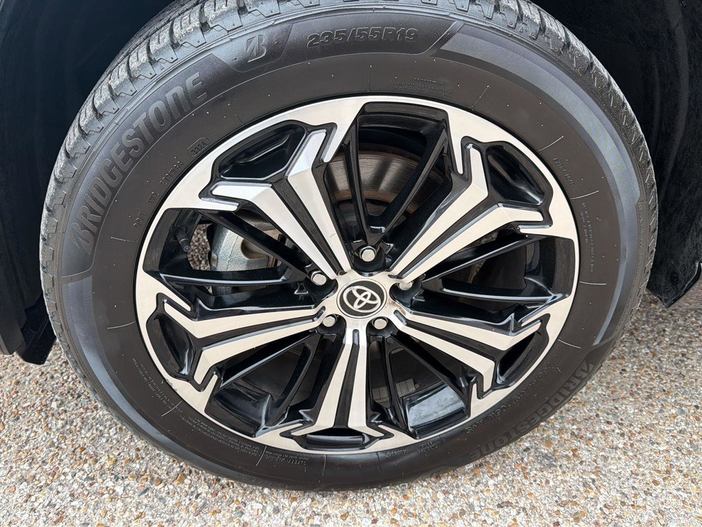 Used 2024 Toyota RAV4 XSE image 12