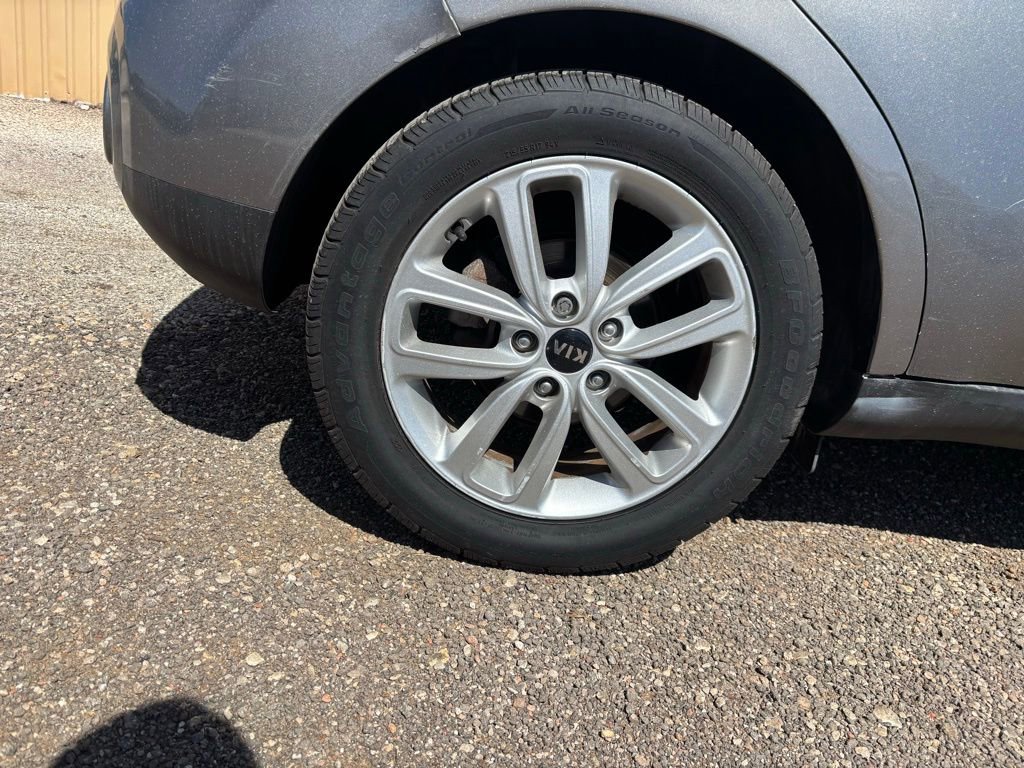 Used 2019 Kia Soul + w/ Primo Package image 10