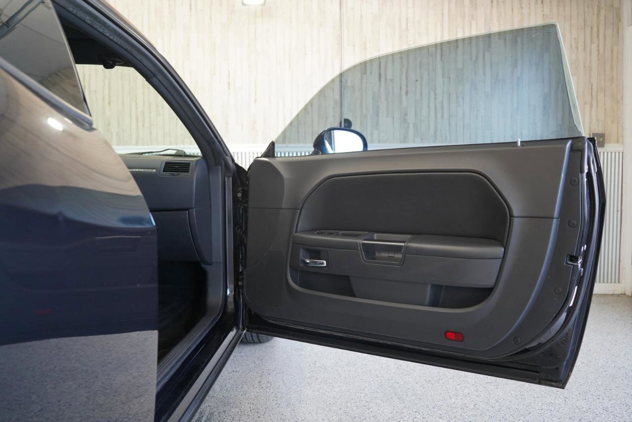 Used 2010 Dodge Challenger R/T image 26