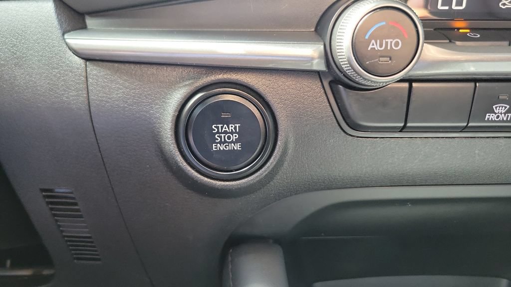 Used 2021 MAZDA MAZDA3 s FWD image 22