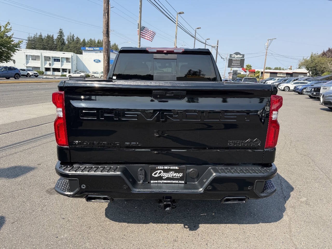 Used 2019 Chevrolet Silverado 1500 High Country w/ High Country Premium Package AWD/4WD image 4