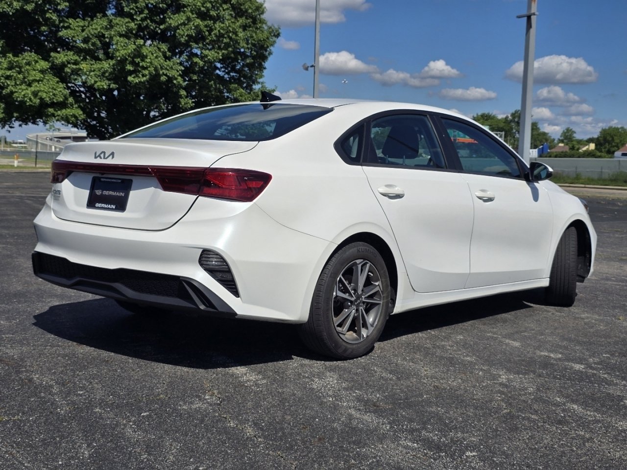 Used 2023 Kia Forte LXS w/ LXS Technology Package FWD image 13