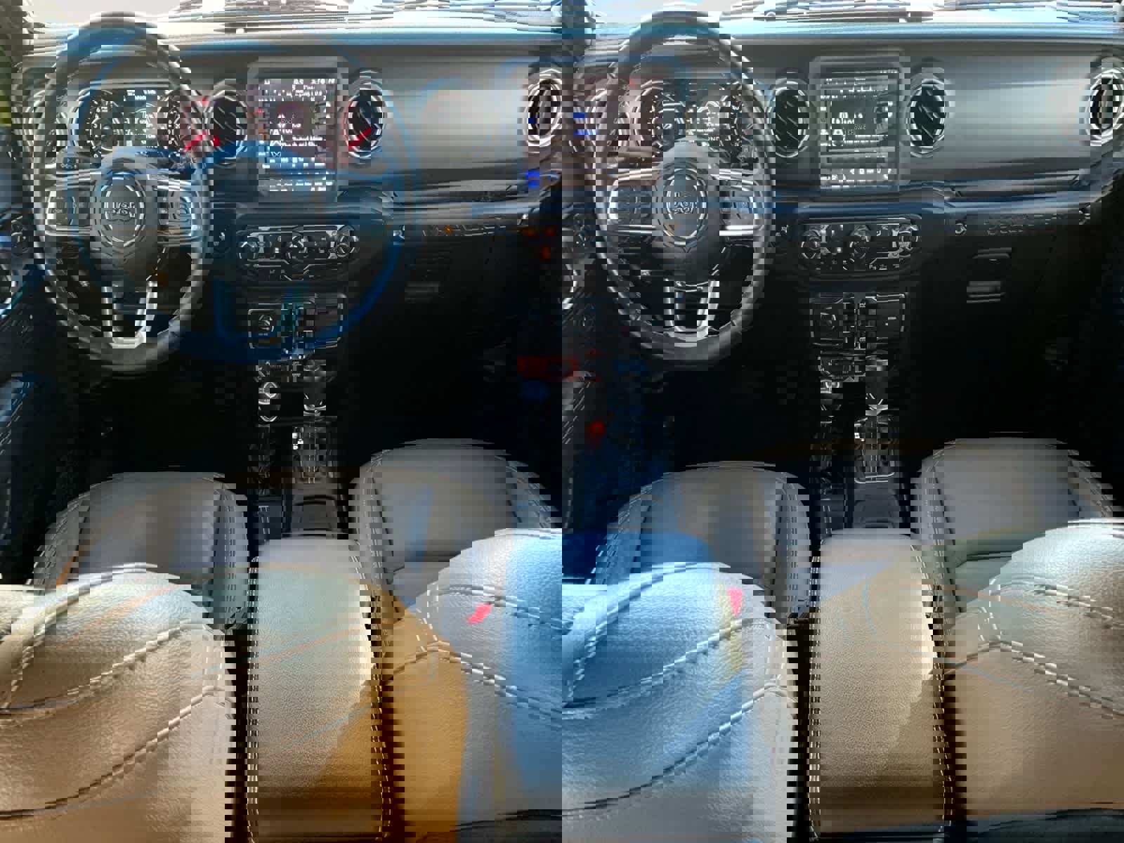 Used 2022 Jeep Wrangler Unlimited Rubicon w/ Steel Bumper Group image 12