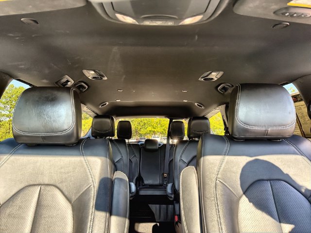 Used 2025 Chrysler Pacifica Select FWD image 21