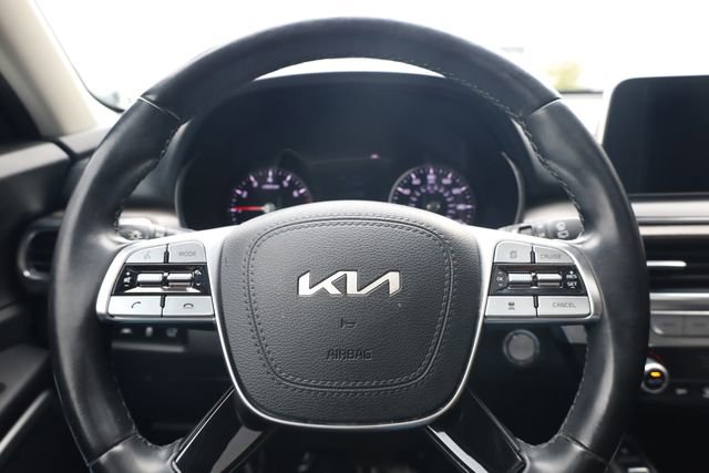 Used 2022 Kia Telluride EX w/ EX Premium Package image 17