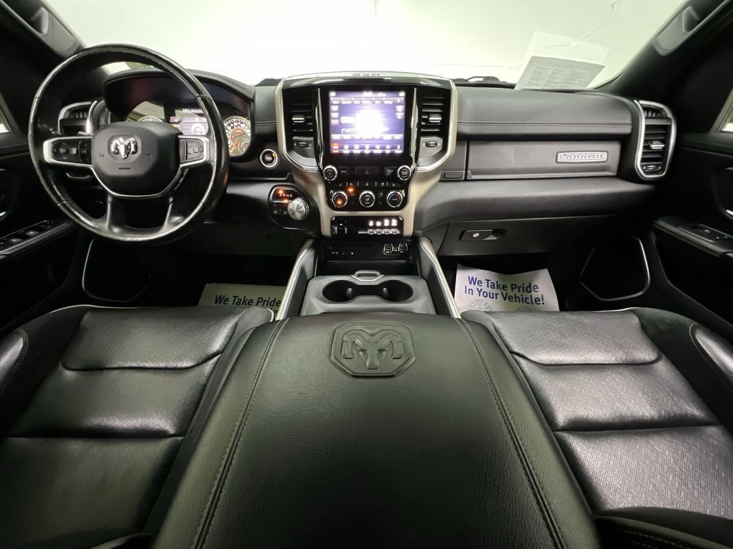 Used 2019 RAM 1500 Laramie w/ Sport Appearance Package AWD/4WD image 18