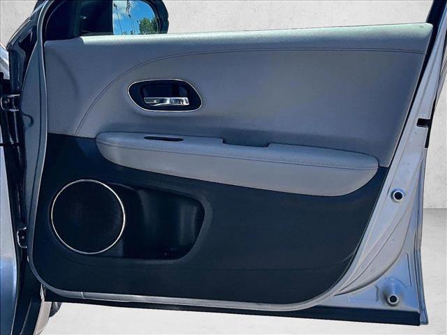 Used 2021 Honda HR-V EX-L image 16