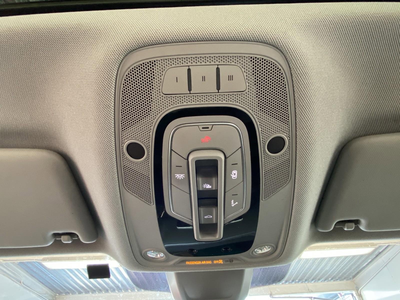 Used 2018 Audi Q5 2.0T Premium Plus w/ Premium Plus Package image 33