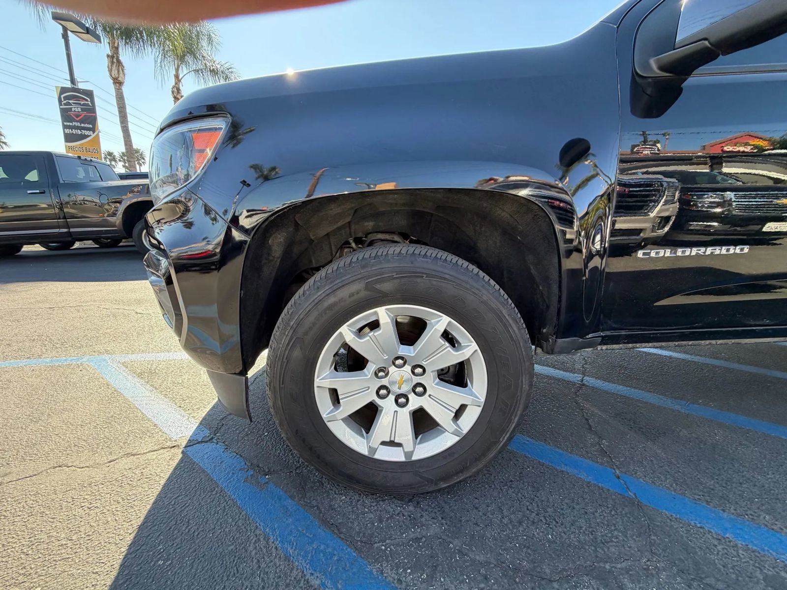Used 2022 Chevrolet Colorado LT w/ LT Convenience Package RWD image 5