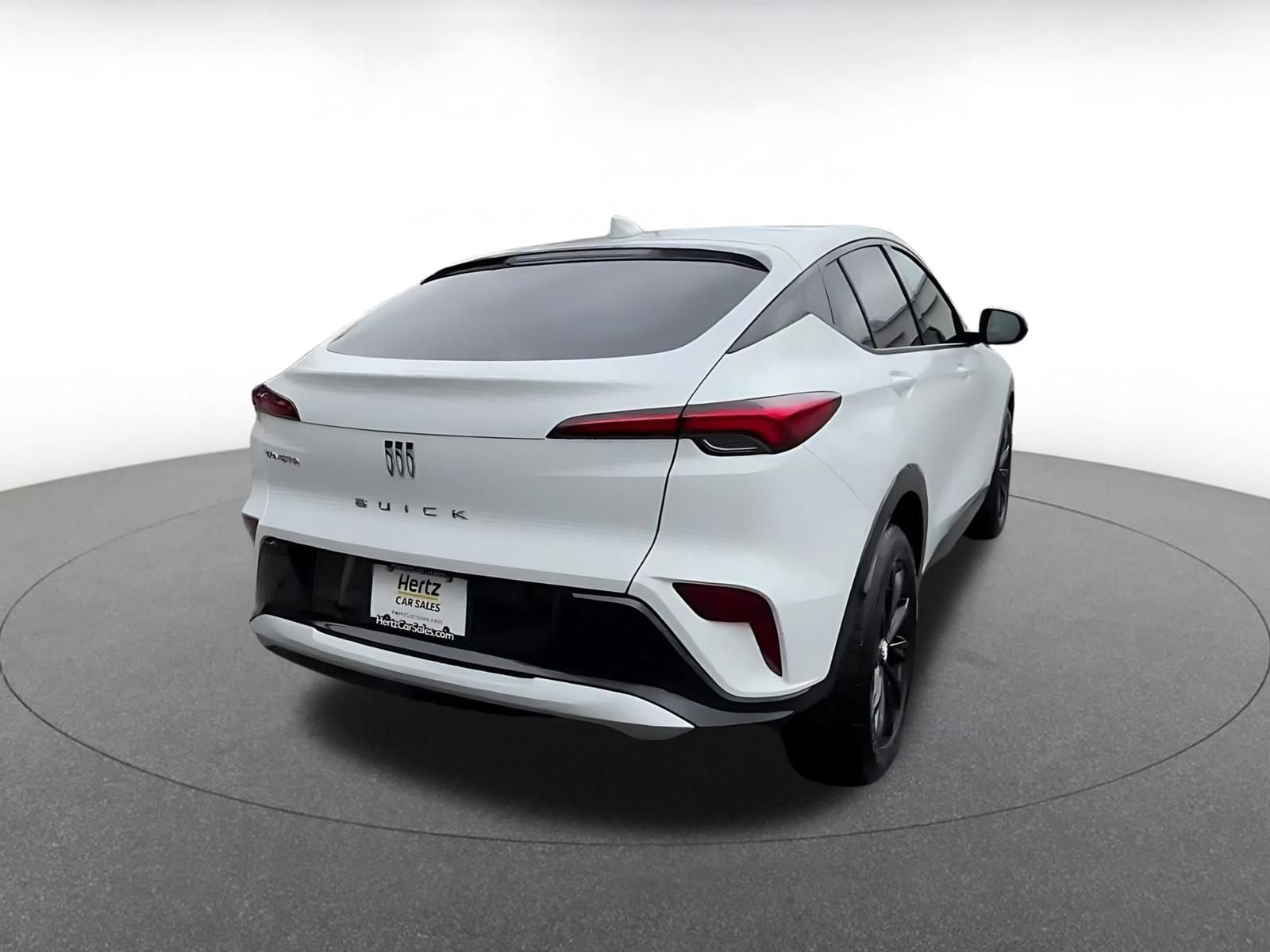 Used 2025 Buick Envista Sport Touring image 14