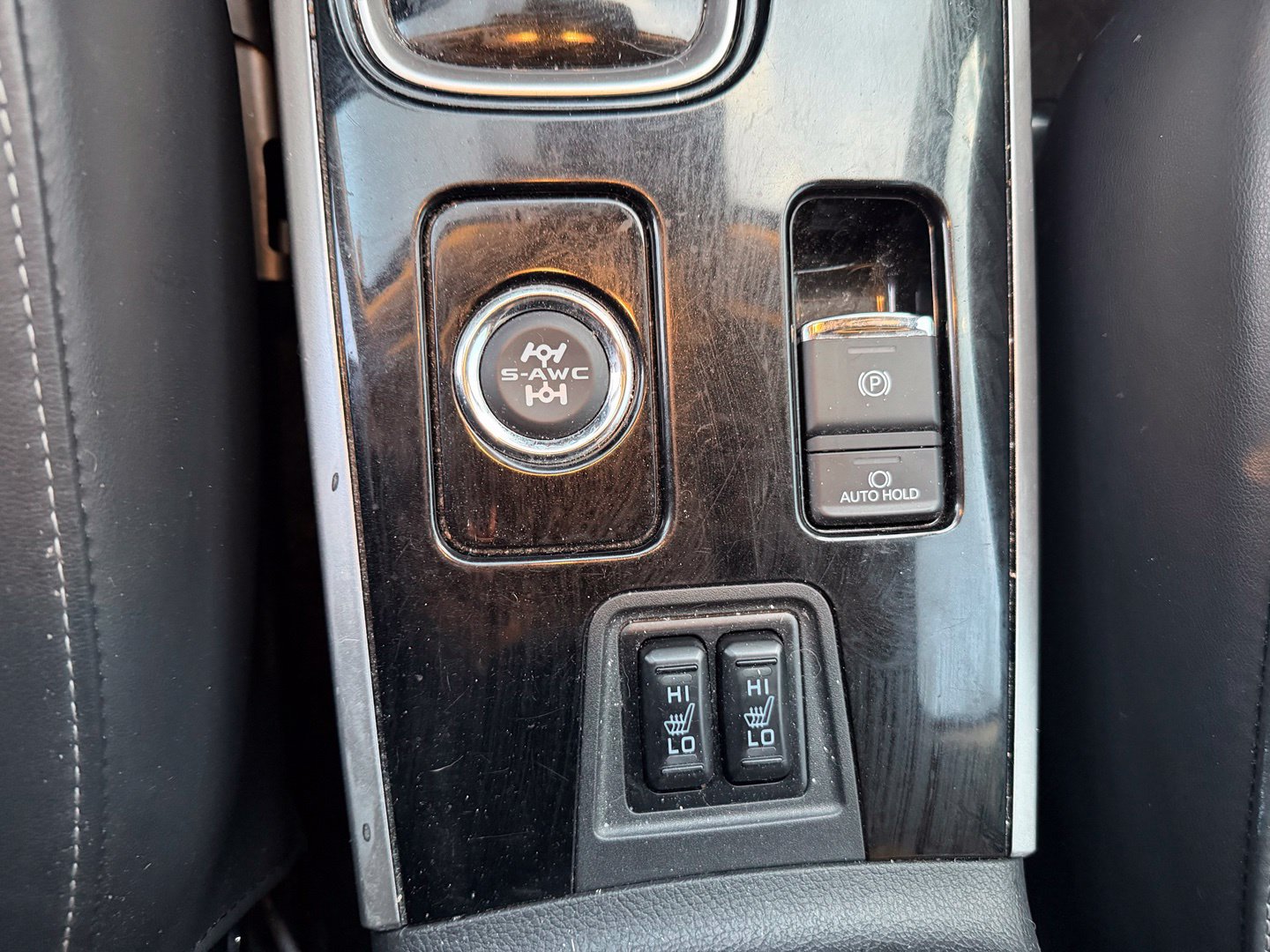 Used 2019 Mitsubishi Outlander GT AWD/4WD image 12