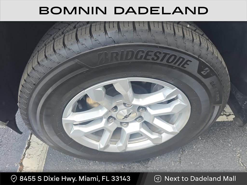 Used 2023 Chevrolet Silverado 1500 RST w/ Convenience Package II image 8