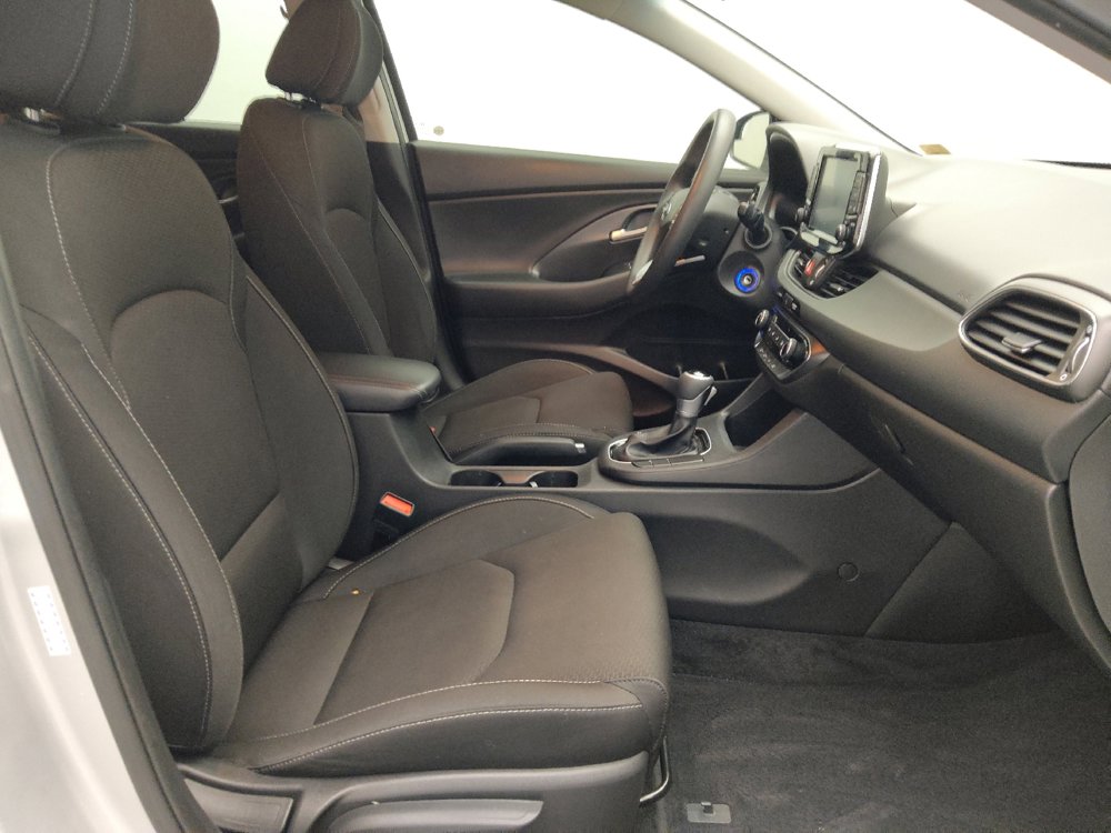 Used 2018 Hyundai Elantra GT FWD image 21