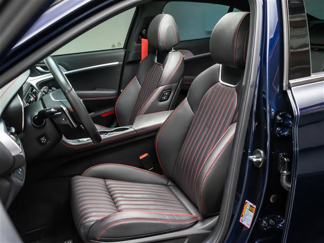 Used 2023 Genesis G70 2.0T w/ Sport Prestige Package RWD image 18