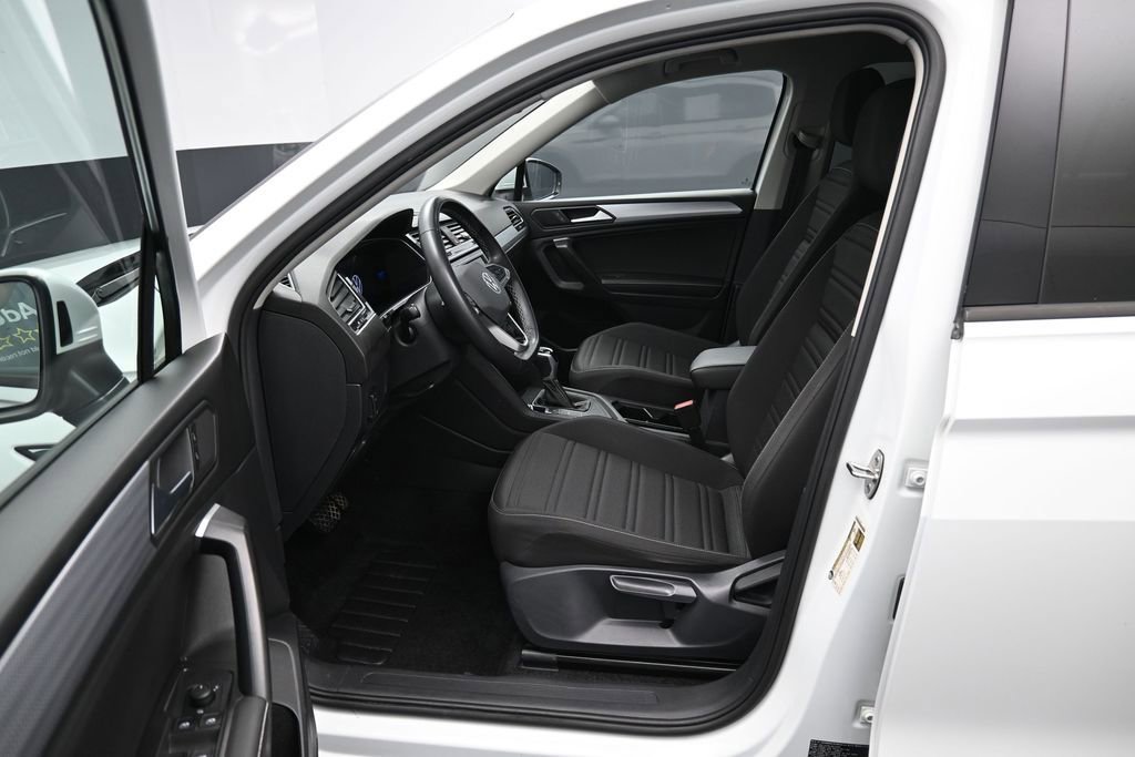 Used 2024 Volkswagen Tiguan S FWD image 9
