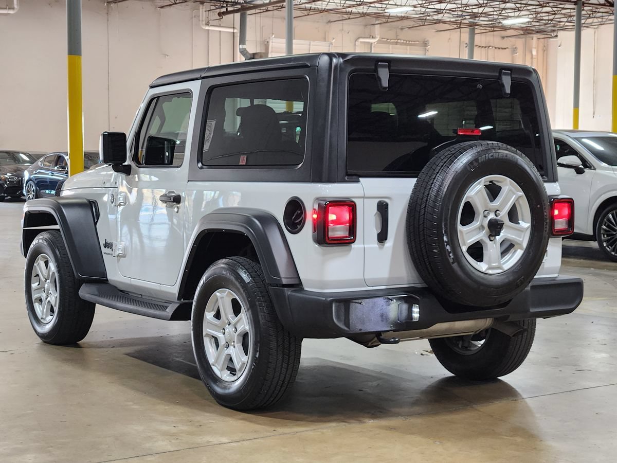 Used 2023 Jeep Wrangler Sport AWD/4WD image 11