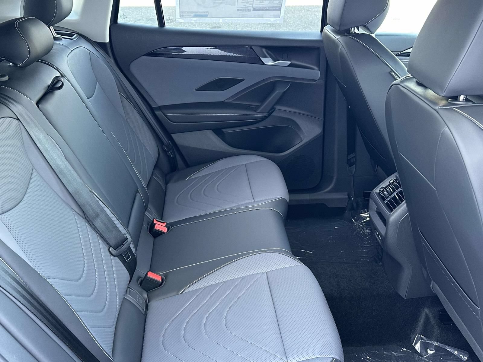 New 2026 Volkswagen Tiguan SE AWD/4WD image 15