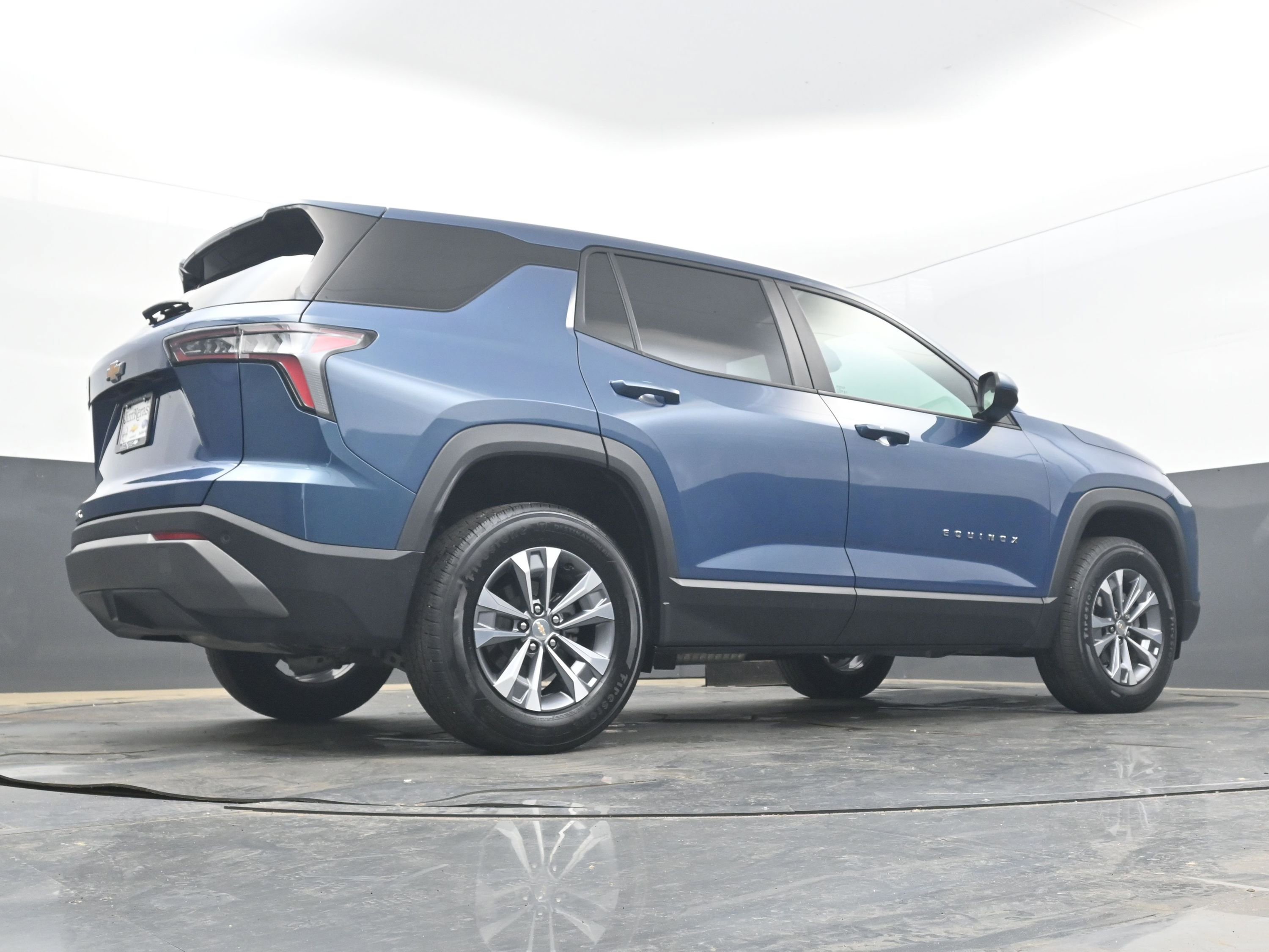 Certified 2025 Chevrolet Equinox LT FWD image 26