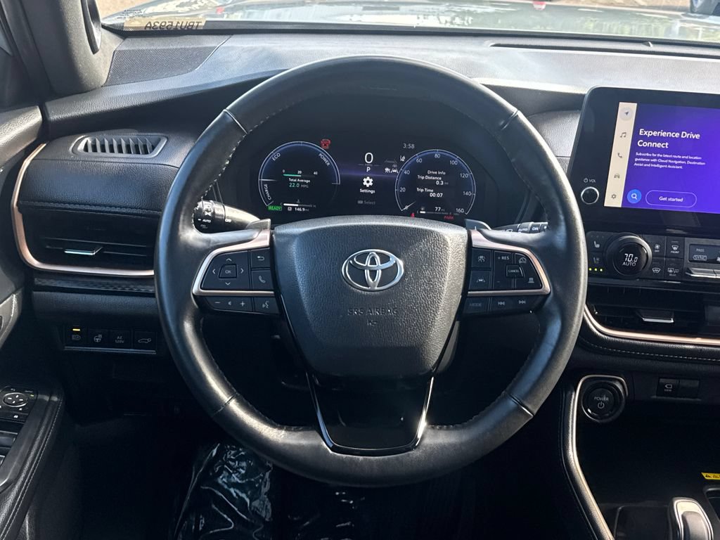 Used 2025 Toyota Grand Highlander AWD Hybrid image 14