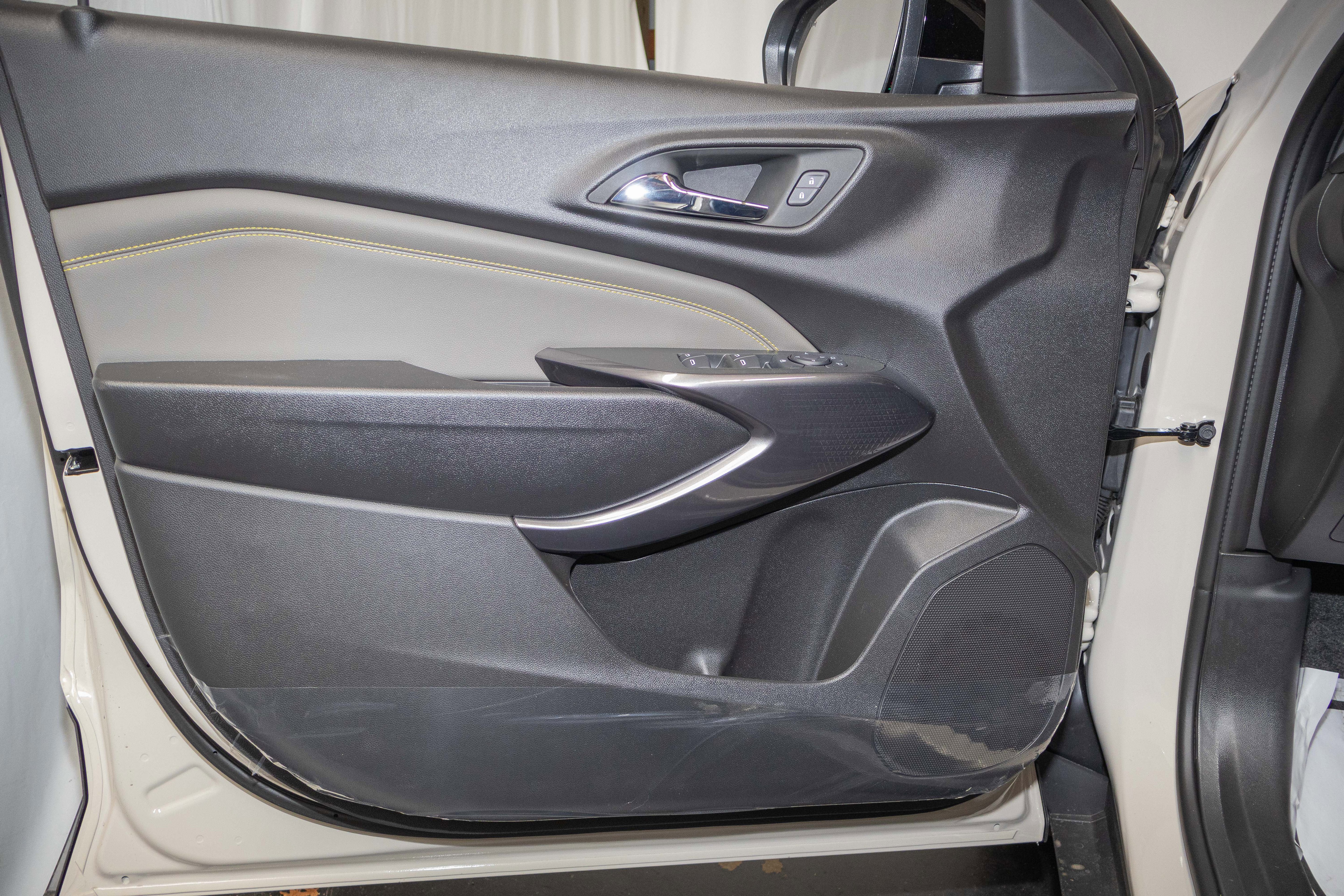 New 2026 Chevrolet Trax ACTIV w/ Driver Confidence Package FWD image 9