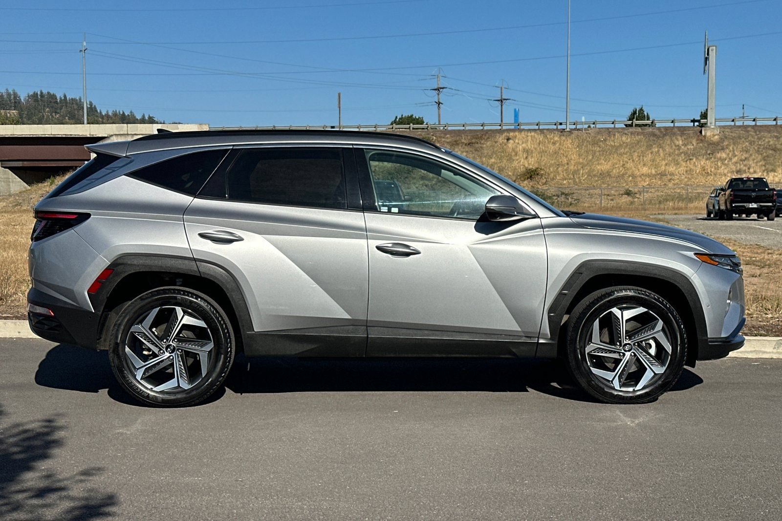 Used 2024 Hyundai Tucson Limited AWD/4WD image 2