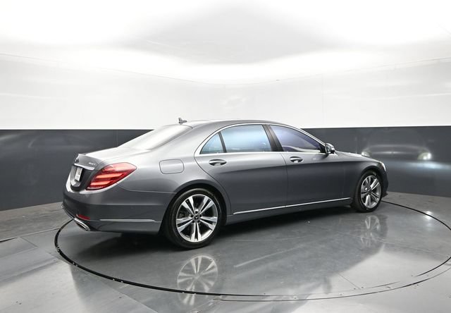 Used 2020 Mercedes-Benz S 560 4MATIC Sedan w/ Premium Package image 7
