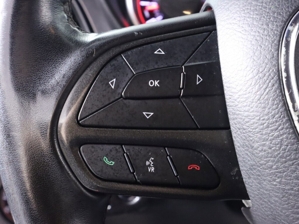 Used 2023 Dodge Challenger SXT RWD image 12