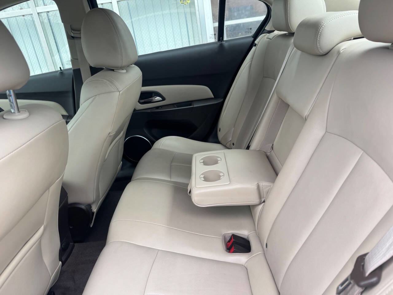 Used 2011 Chevrolet Cruze LT FWD image 14