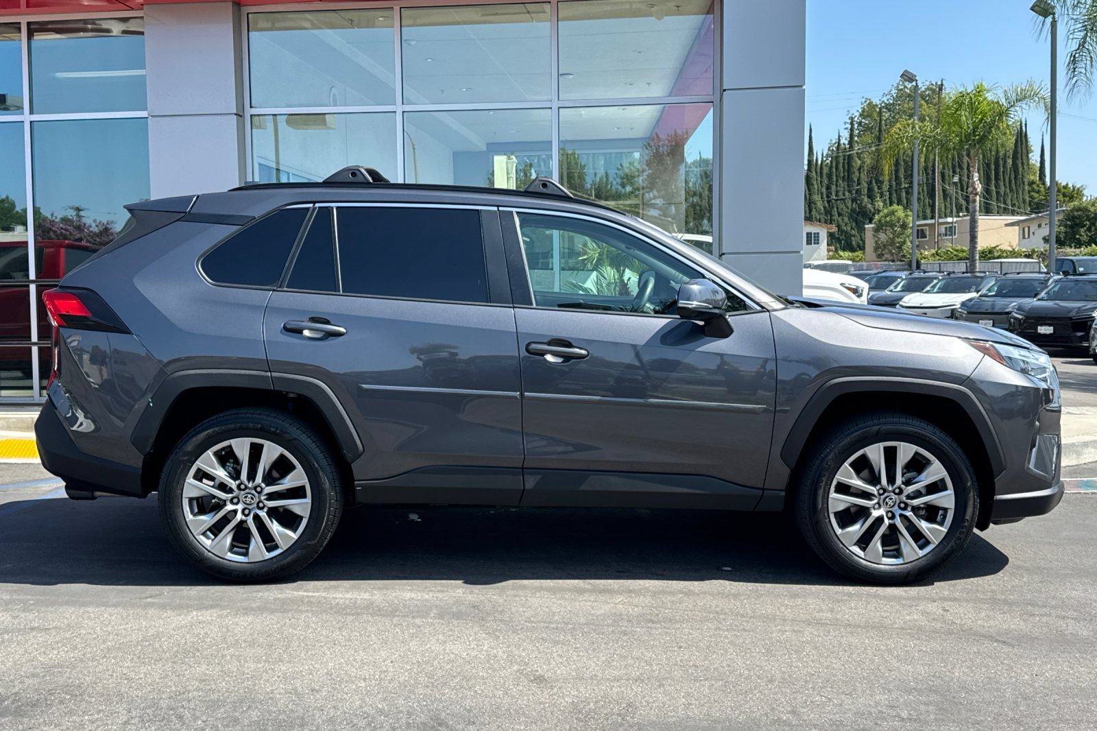 Certified 2024 Toyota RAV4 XLE Premium FWD image 4