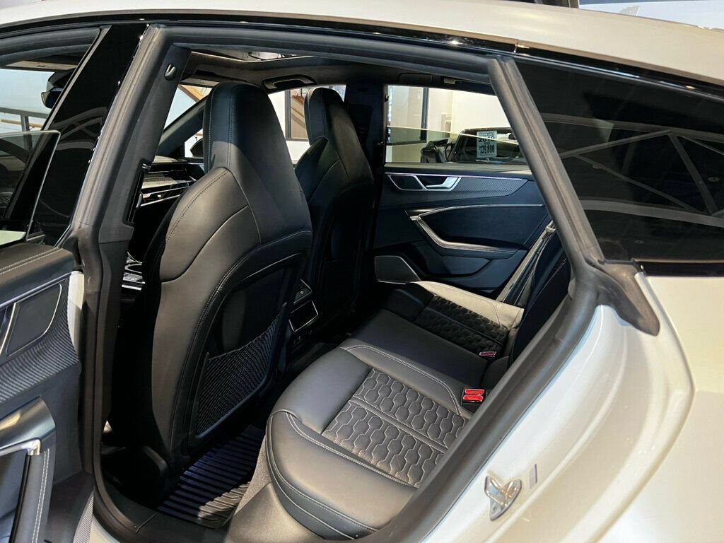 Used 2023 Audi RS 7 Sportback AWD/4WD image 22