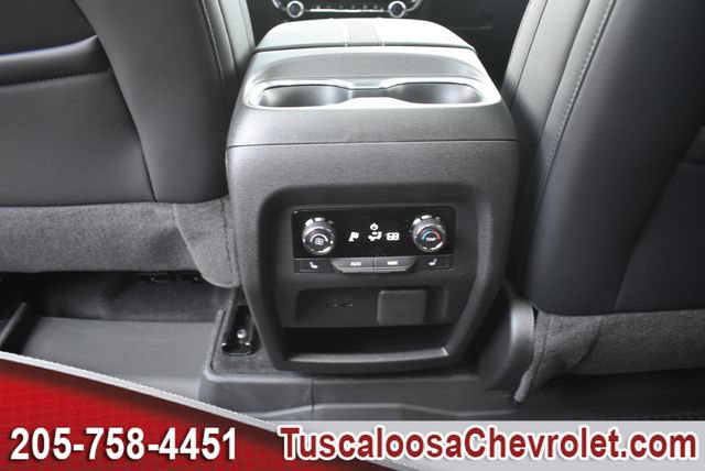 New 2026 Chevrolet Traverse RS w/ LPO, Floor Liner Package FWD image 23