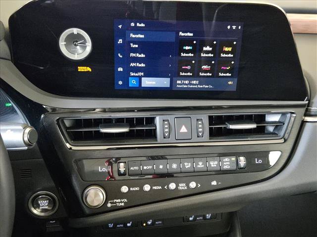 Used 2025 Lexus ES 350 w/ Premium Package FWD image 15