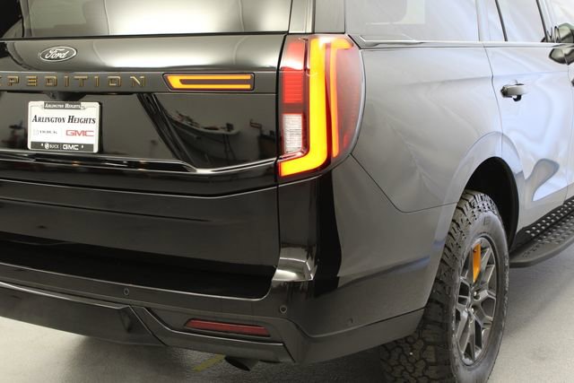 Used 2025 Ford Expedition Tremor AWD/4WD image 8