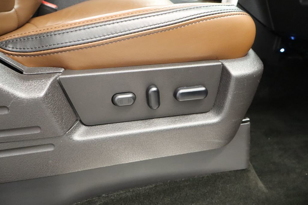 Used 2013 Ford F150 Platinum AWD/4WD image 30