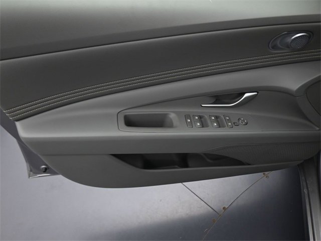 New 2025 Hyundai Elantra SEL image 10