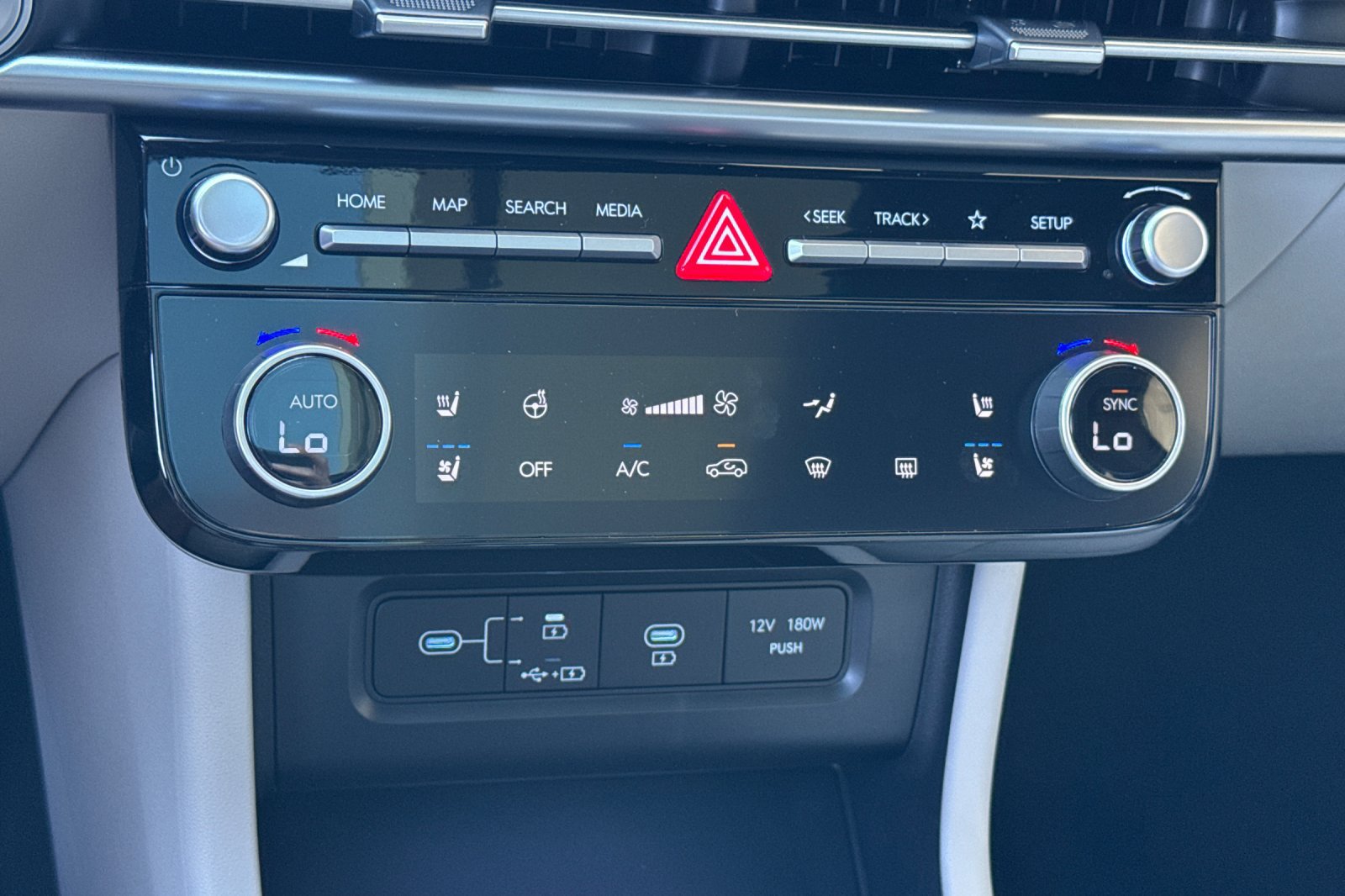 New 2026 Hyundai Tucson Limited AWD/4WD image 22