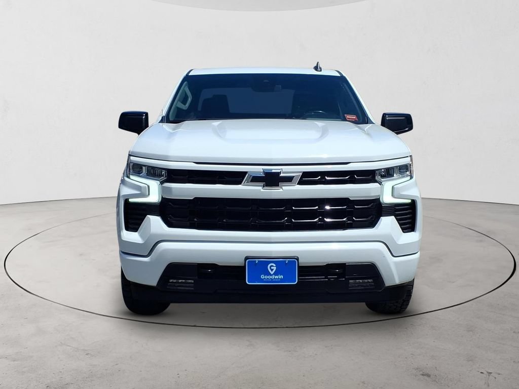 Used 2023 Chevrolet Silverado 1500 RST AWD/4WD image 3