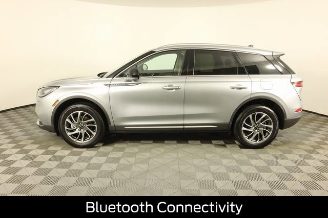 Used 2022 Lincoln Corsair AWD w/ Equipment Group 101A image 7