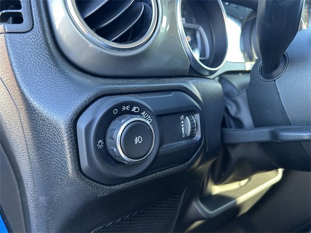 Used 2023 Jeep Wrangler Sahara image 21