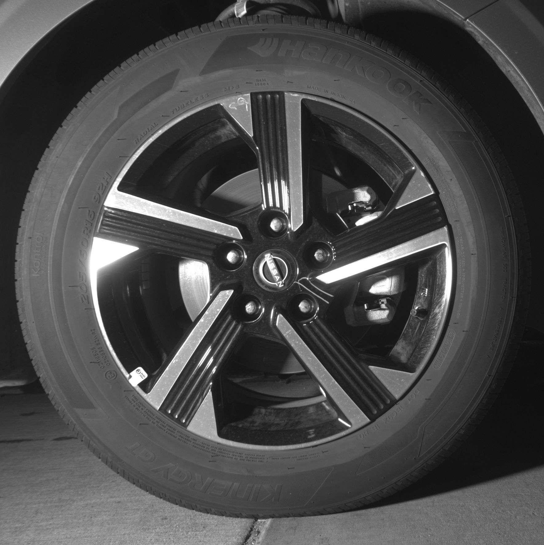 Used 2025 Nissan Sentra SV image 13