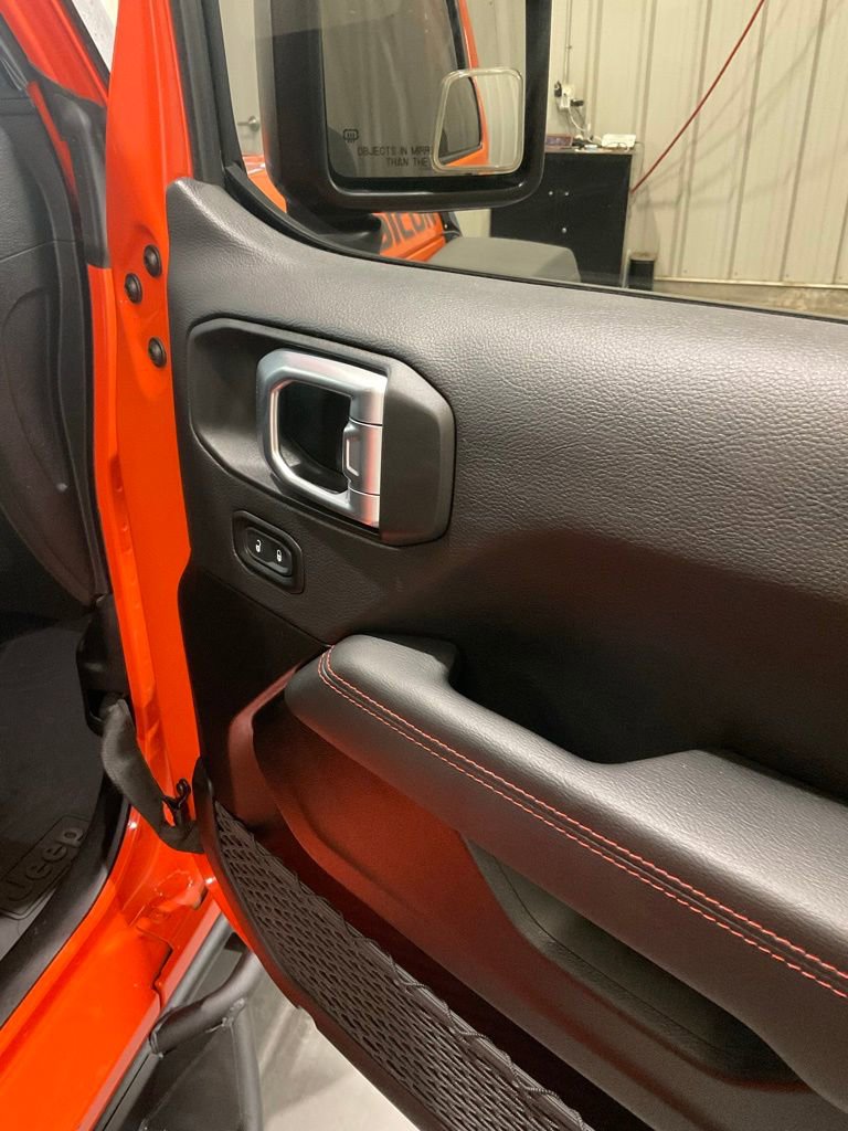 Used 2023 Jeep Wrangler Rubicon w/ LED Lighting Group AWD/4WD image 15