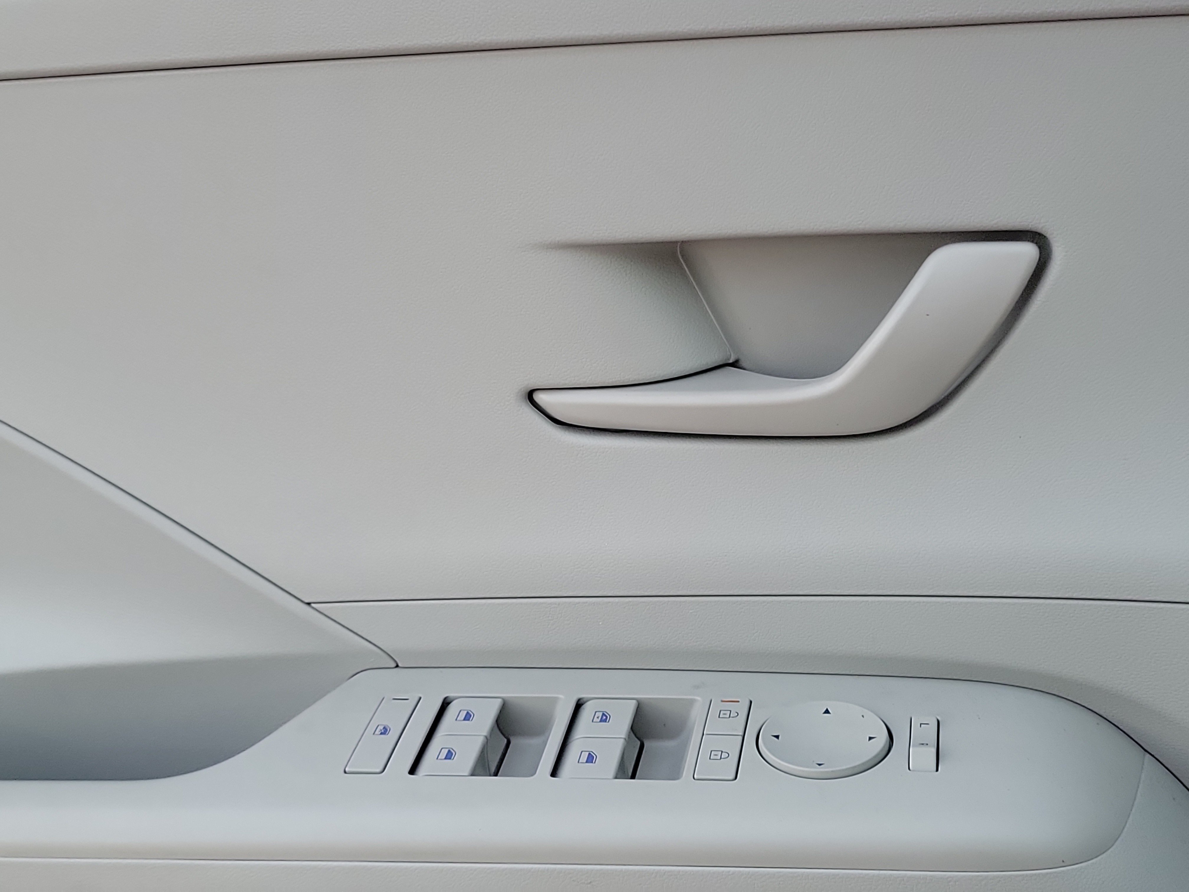 Certified 2024 Hyundai Kona SEL FWD image 13