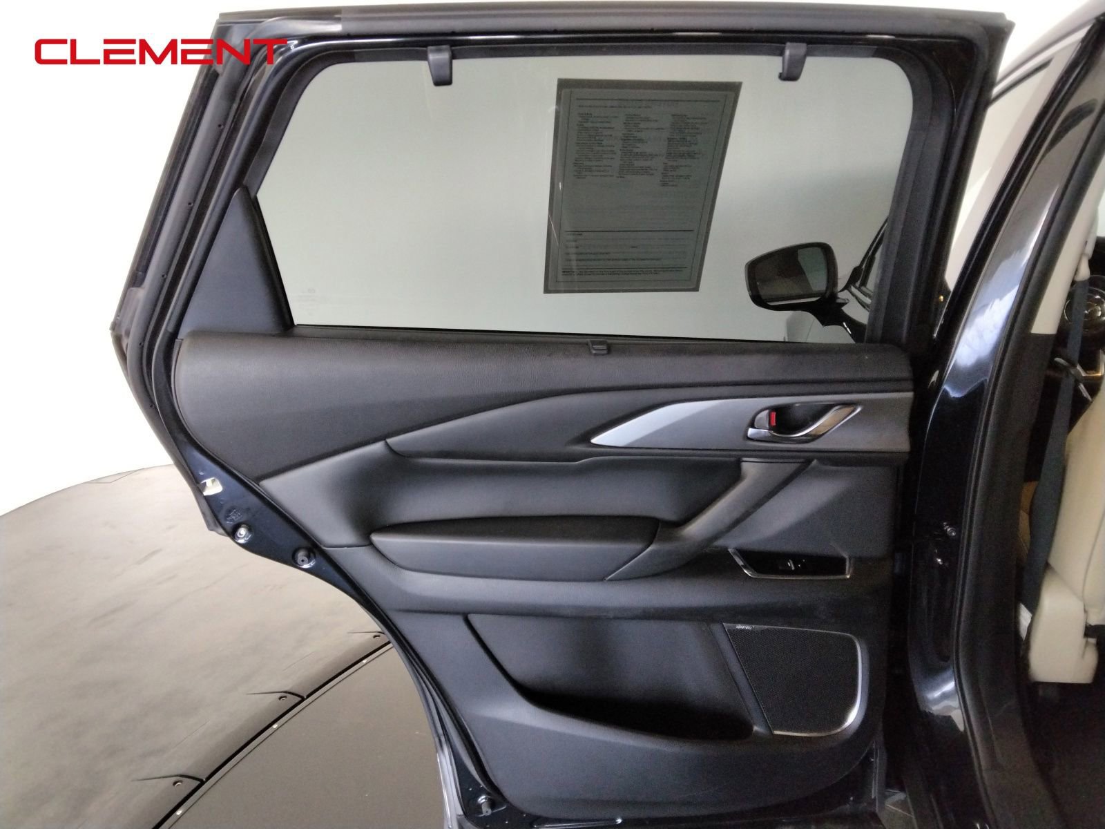 Used 2022 MAZDA CX-9 Touring w/ Touring Premium Package image 25