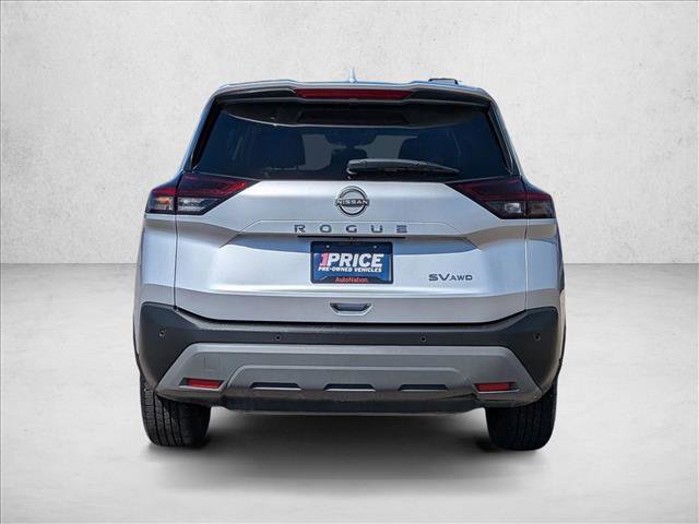 Used 2023 Nissan Rogue SV image 7