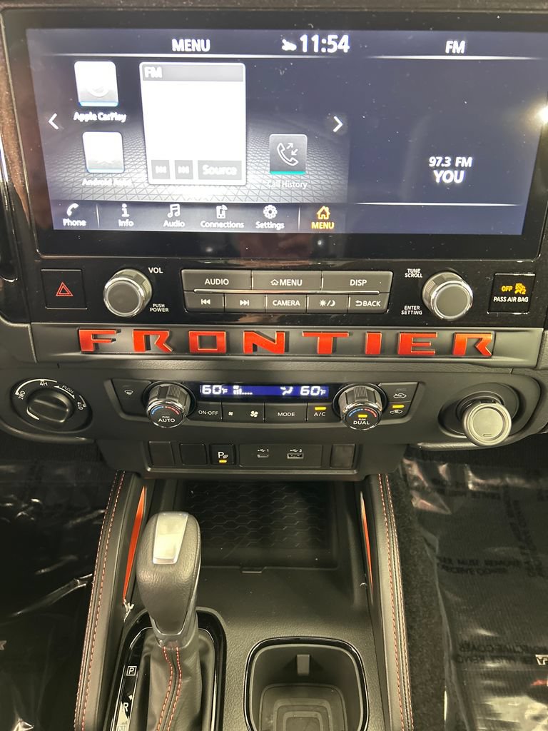 Used 2025 Nissan Frontier PRO-4X w/ Tow Package AWD/4WD image 15