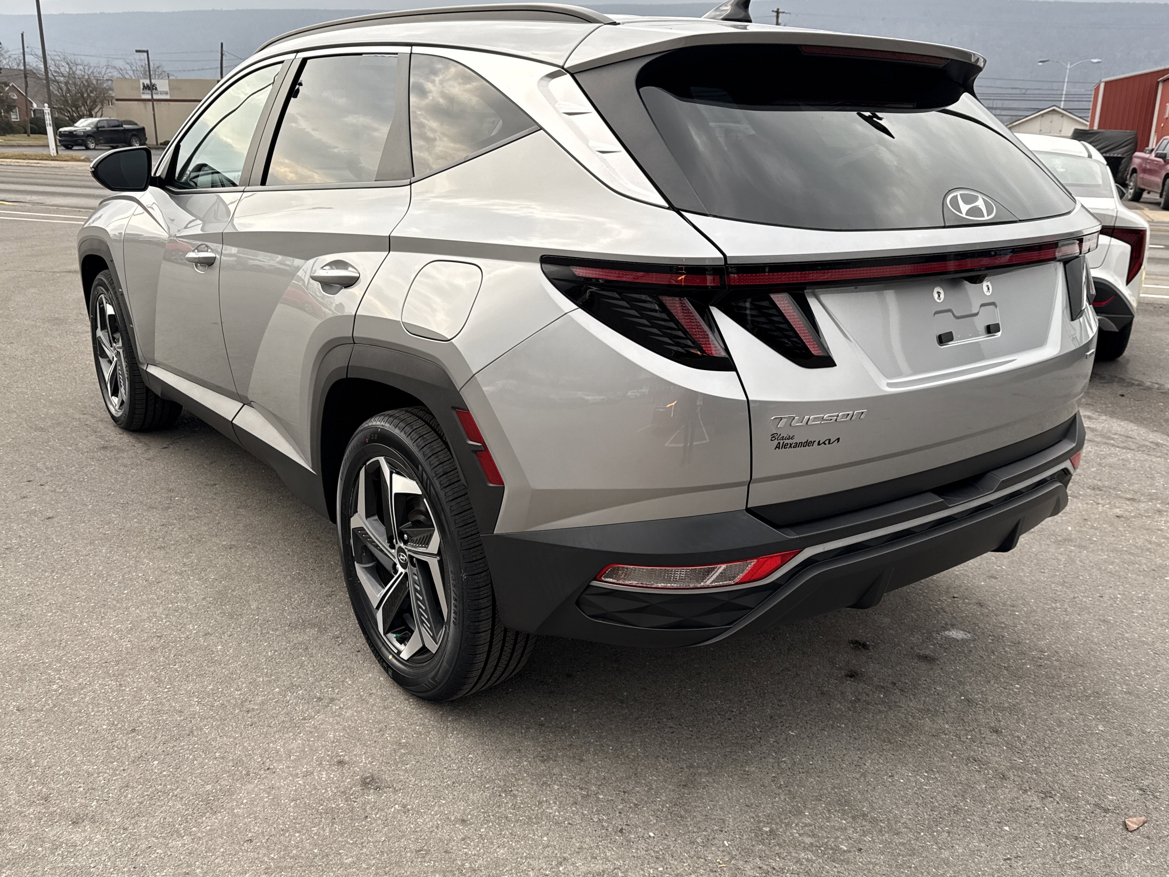 Used 2023 Hyundai Tucson SEL w/ Convenience Package image 6